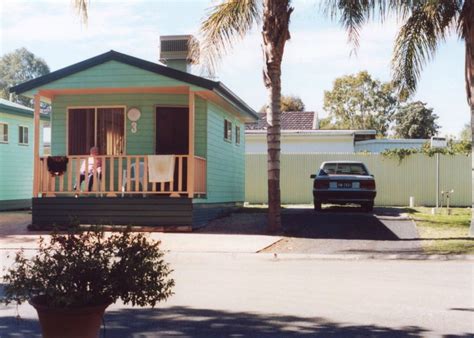 Gwydir Cara Park and Thermal Pools - Moree Cottage accommodation, ideal for families, couples ...