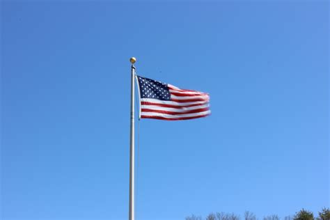 American Flag Waving - Cliparts.co