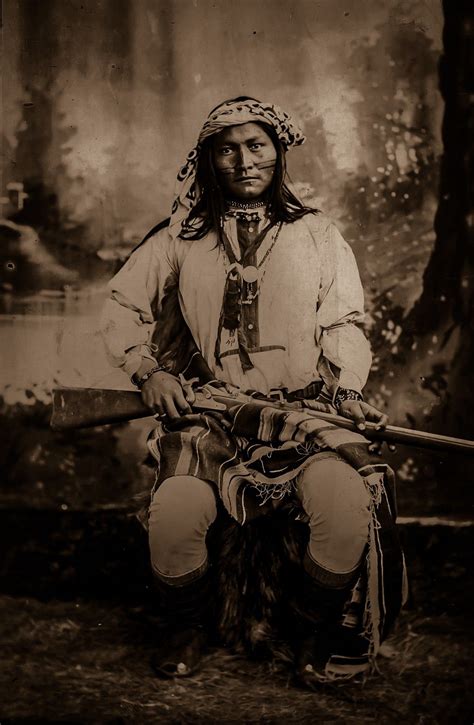 Chiricahua Apache Scout Ba-cluth aka Roaming Coyote | Indianer ...