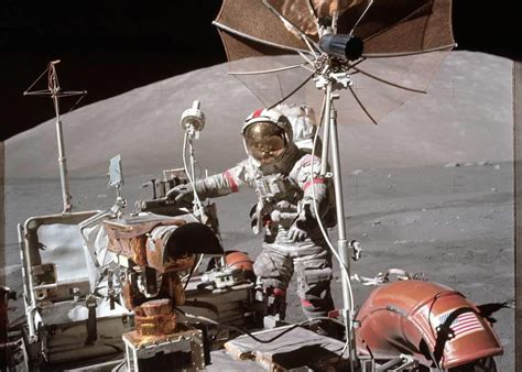 NASA report puts a damper on 2024 astronaut moon landing date