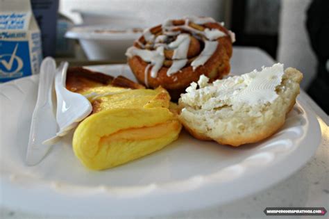 Holiday Inn Express: Delicious, Warm Breakfast and An Express Start! Stay in a Beautiful Room ...