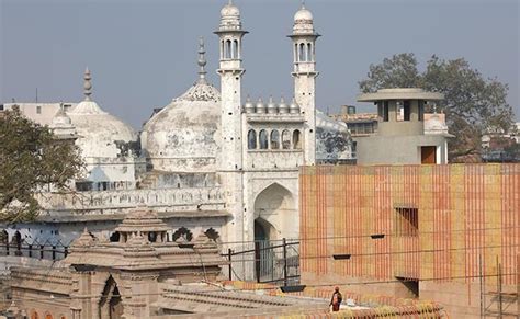 Varanasi Gyanvapi Mosque Case: In Varanasi's Gyanvapi Mosque Case ...