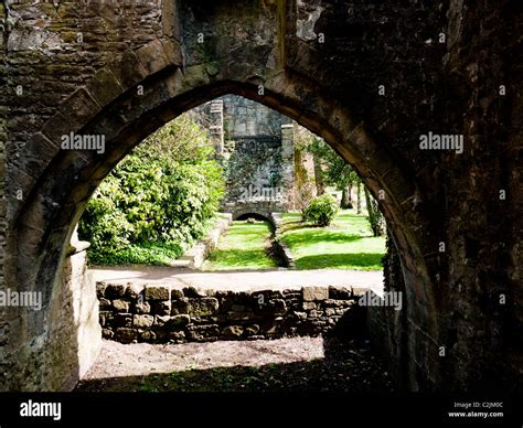 The grounds and ruins of Whalley Abbey, Whalley, Clitheroe, Lancashire, England, UK Stock Photo ...