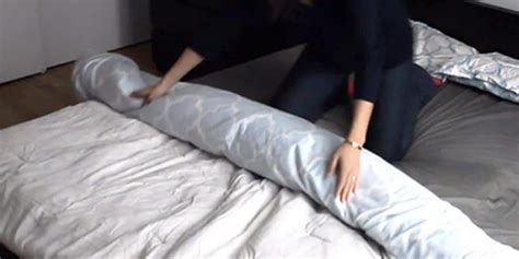 This Ingenious Duvet Cover Trick Will Change Your Life In The Greatest Way!