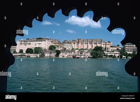 City Palace across Lake Pichola from Lake Palace Hotel, Udaipur ...