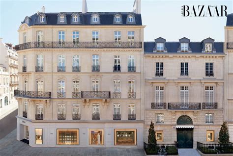 Living The Dior Dream: The French Maison Unveils New Flagship Store In Paris | Harper's Bazaar ...