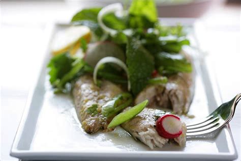 Holy Mackerel and Other Guilt-Free Fish - The New York Times