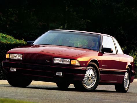 1990 Buick Regal - Information and photos - MOMENTcar