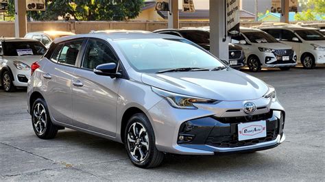 2023(MY23) Toyota Yaris 1.2 Premium Luxury A/T - Expat Auto Co., Ltd.