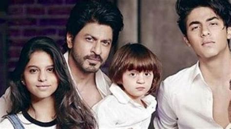 Shah Rukh Khan thanks his kids Aryan, Suhana, Abram, posts a moving message on Instagram ...