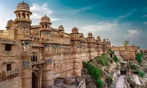 Book 8 Days Madhya Pradesh Heritage Tour Package