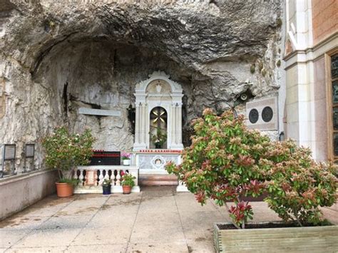 Santuario Madonna della Corona – Ferrara di Monte Baldo, Italy - Atlas ...