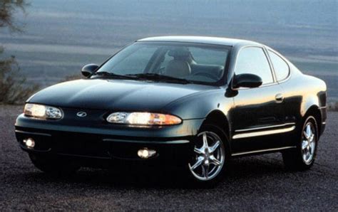 Oldsmobile Alero 1998 - 2004 Coupe :: OUTSTANDING CARS