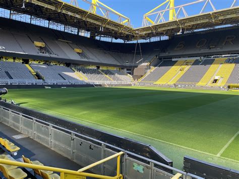 Groundhopper Soccer Guides | Borussia Dortmund Stadium Tour