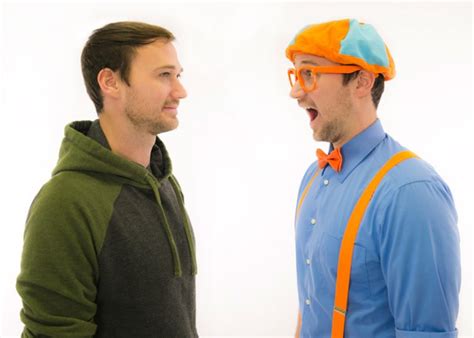 Stevin John Begins Distribution of Blippi in Spanish!