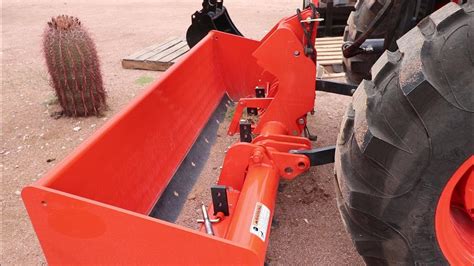 kubota m62 hooking up box blade with hydraulic rippers - YouTube