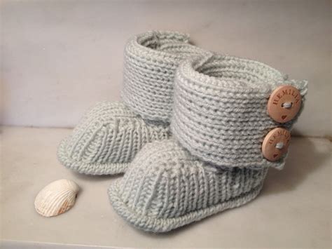 Baby UGGs KNITTING PATTERN in English | Etsy