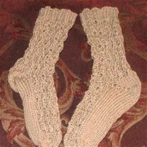 Spring Lace Sock Knitting Pattern | AllFreeKnitting.com