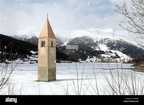 reschensee / lake reschen Stock Photo - Alamy