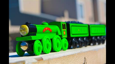 Thomas & Friends FLYING SCOTSMAN Wooden Railway Toy Train Review By Mattel Fisher Price - YouTube