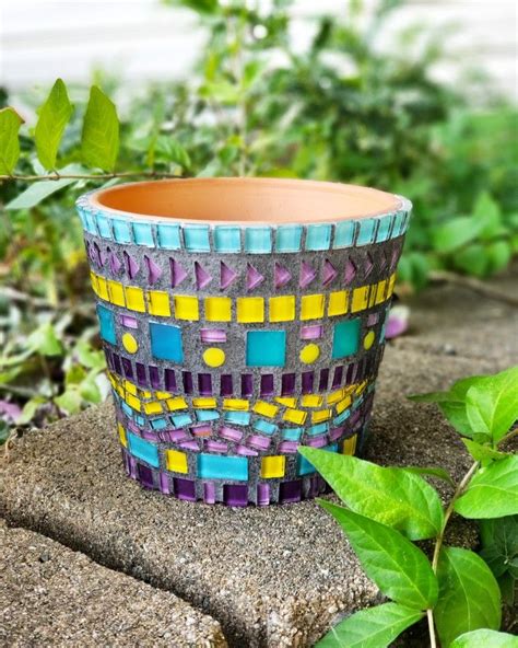 Mosaic flower pot - mosaic planter | Mosaic flower pots, Mosaic planters, Mosaic tile art