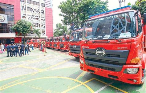 BFP receives 62 new fire trucks | Philstar.com