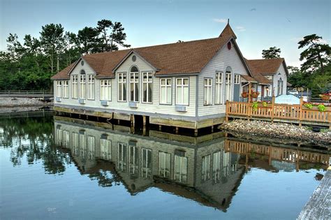 Reflections At Historic Smithville Inn Photograph by Geraldine Scull