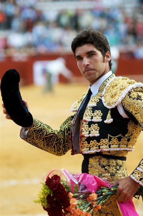 Matador, Spain | Toros y toreros, Cultura española, Torera