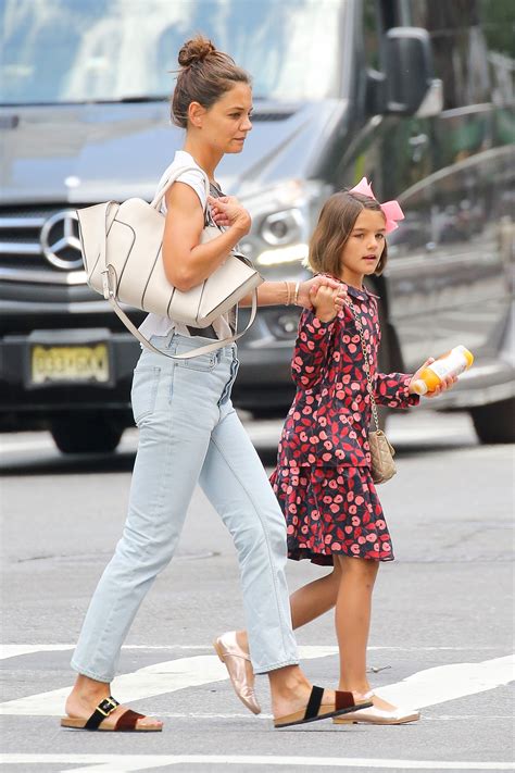 Katie Holmes and Suri Cruise Have a Different Take on Chic Mommy-and-Me Style | Vogue