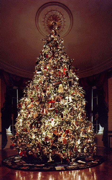 10 luxury christmas trees you will want to see | The Most Expensive Homes