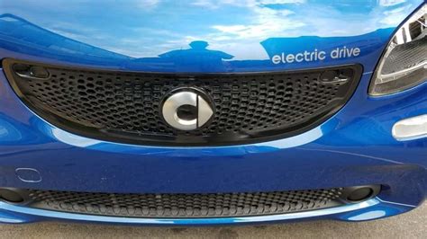 REVIEW: Smart fortwo EV, “a compelling choice for commuters” | Fuels Fix