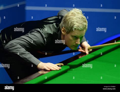 Snooker - Betfred World Championship - Day Two - Crucible Theatre Stock ...