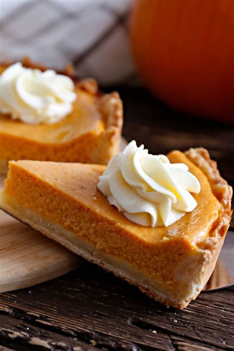 Paula Deen Pumpkin Pie - Insanely Good