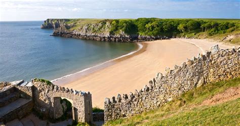 Barafundle Beach: Where to park and how much it costs at the Welsh ...