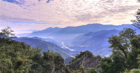 10 Mountains to Climb in Taiwan With the Most Incredible Views