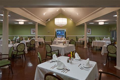 Dining | Hillcrest Convalescent Center