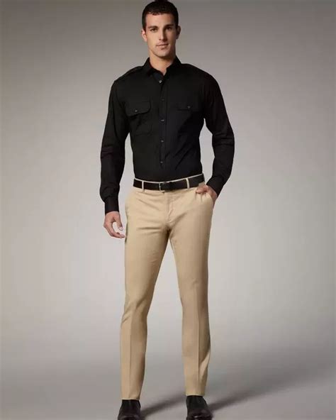 How to Wear Black Shoes With Khaki Pants