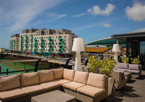 Cheap Hotels In Brighton | Book from 50+ Stay Options @Best Price