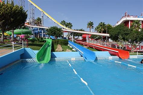 Famous Water parks of Algarve | The Family Travel Blog