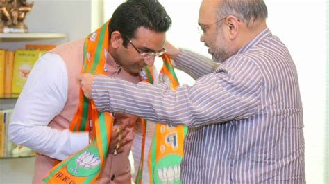 Former Samajwadi Party spokesperson Gaurav Bhatia joins BJP – India TV