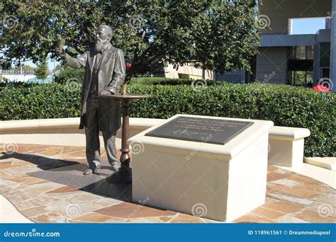 Statue of John Pemberton at Coca Cola Museum, Atlanta, GA Editorial Photo - Image of statue ...