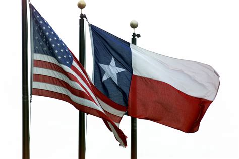 Court again strikes down Texas' flag desecration law - Houston Chronicle