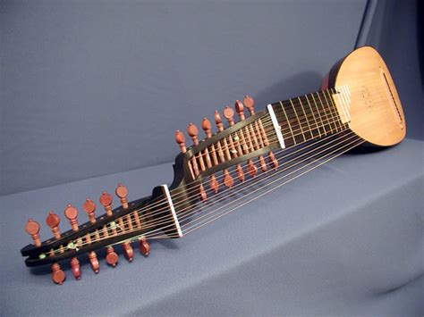 14-course theorbo-lute – Early Music Studio