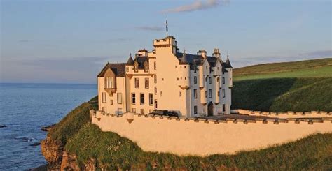 Dunbeath Castle Fantasy Castle, Fairytale Castle, Interesting Buildings, Interesting Sites ...