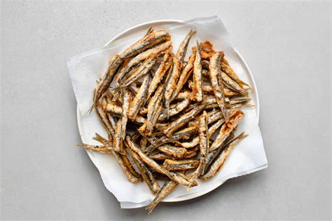 Spanish Fried Anchovies (Boquerones Fritos) Recipe