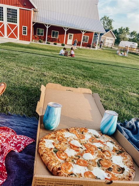 Red Barn Farm Pizza Night • leah b lively Minnesota