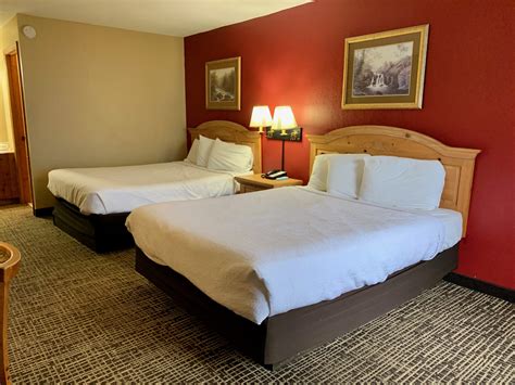 Our Rooms | Riverchase Lodge