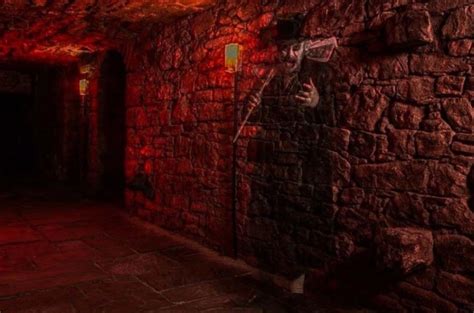 Edinburgh 1 Hour Famous Underground Ghost Tour - Experience Days Vouchers