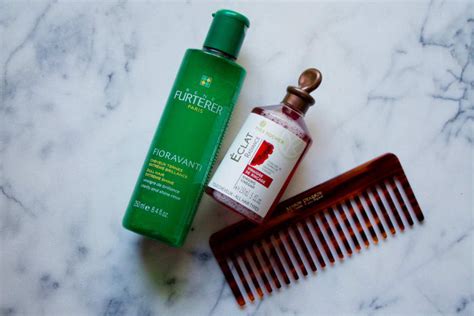 Vinegar Hair Rinse: What It Does and the Best Products - The Skincare Edit