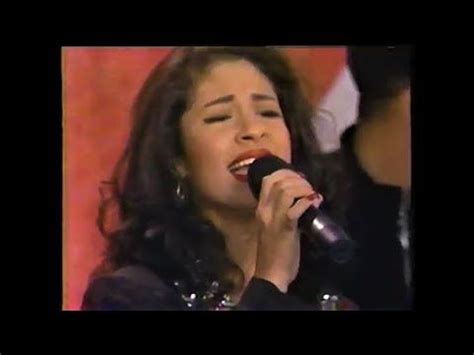 Selena performing "Que Creeias" and "La Carcacha" Disneyland | Selena ...